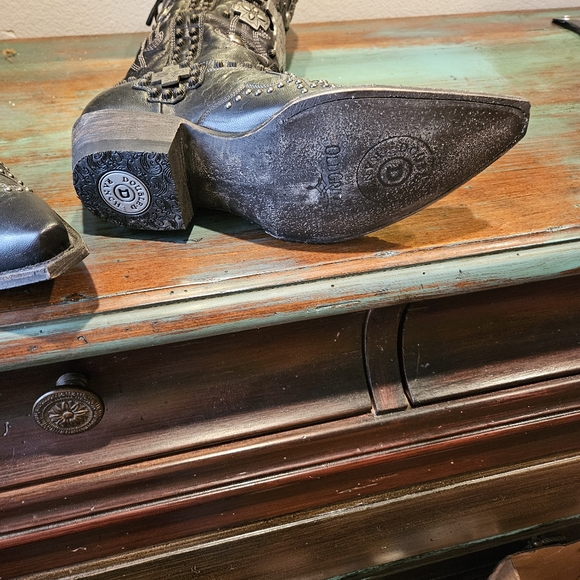 Double d ranch by old gringo, couture boots..size 8.5 med... Heavily embellished - Picture 6 of 6